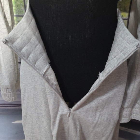 AKIRA Gray Fashion Set - Picture 9 of 9